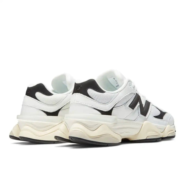 TÊNIS NEW BALANCE 9060 WHITE BLACK